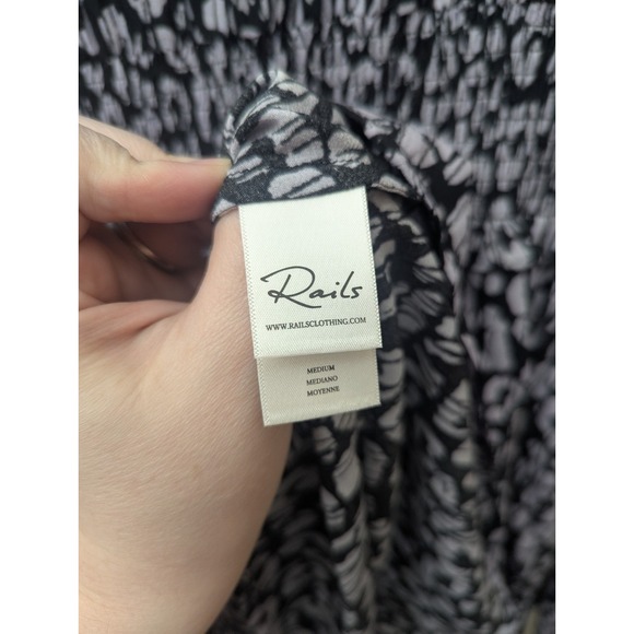 Rails Dress Womens M Inez Mini Batik Cheetah Animal Print Smocked 3/4 Length - Picture 9 of 10